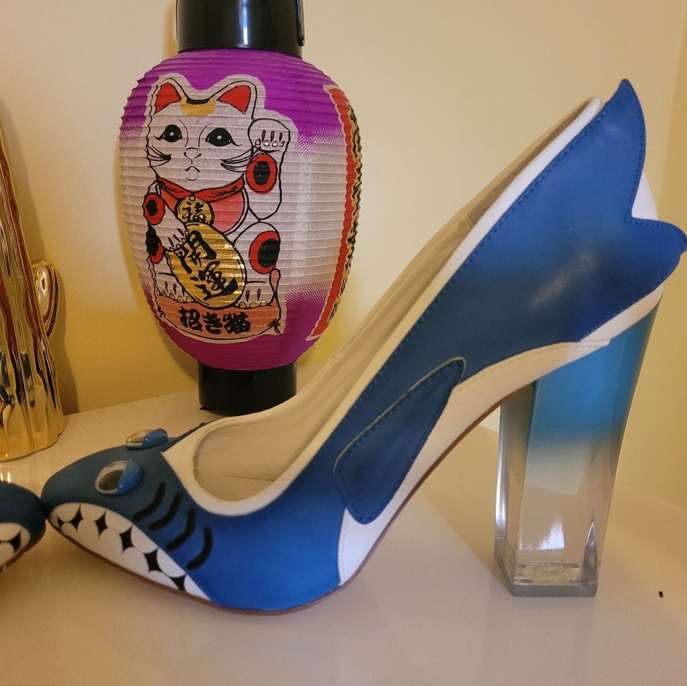 Katy Perry Collections The Mako Shark Heels, BNWOT, size 7 - Picture 8 of 12
